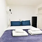Duplex agréable et comfortable dans le 9ème