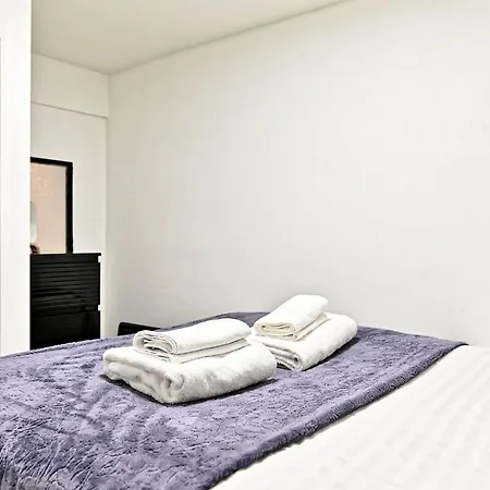 Duplex Et Comfortable Dans Le 9ème
